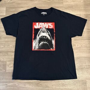 JAWS T-Shirt Mens Sz 2XL Black Universal City Studios Graphic Tee Horror Shark